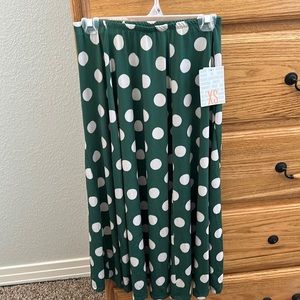Lularoe Jennifer skirt. Brand new. Green and cream.